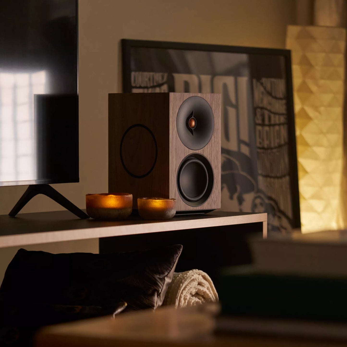 Cambridge Audio L/R M Active Streaming Speakers