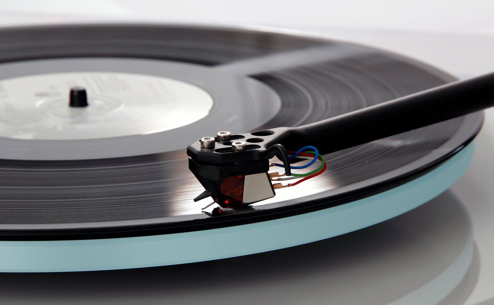Rega Planar 2 Turntable
