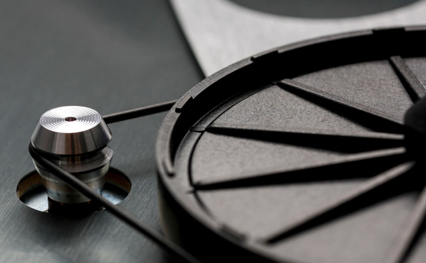 Rega Planar 3 RS Edition Turntable