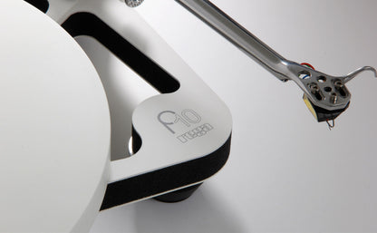 Rega Planar 10 Turntable