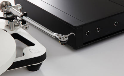 Rega Planar 10 Turntable