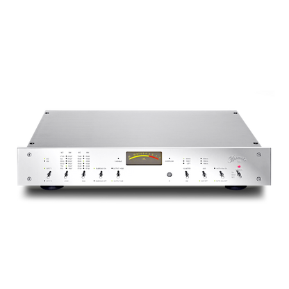 Burmester 100 Phono Preamplifier front panel