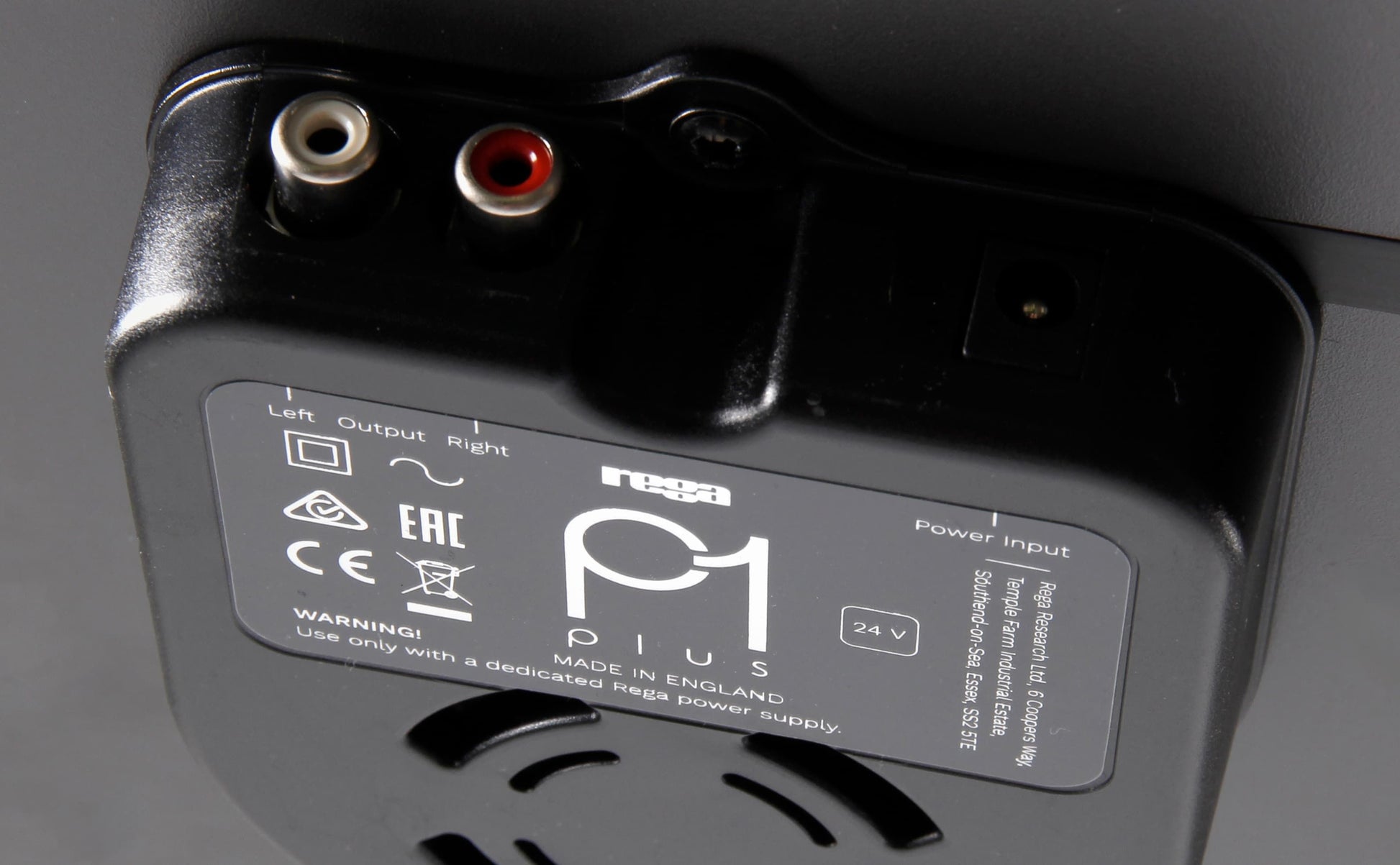 Rega Planar 1 Plus Turntable
