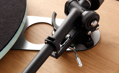 Rega Planar 3 Turntable