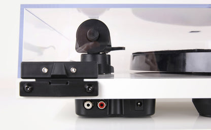 Rega Planar 1 Plus Turntable
