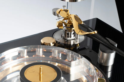 Wilson-Benesch GMT One System Turntable