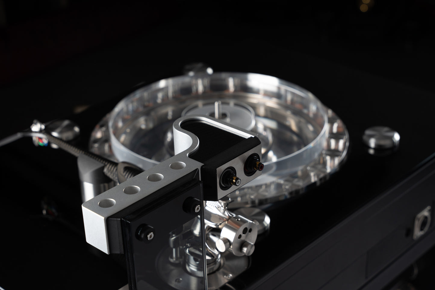 Wilson-Benesch Prime Meridian Turntable System